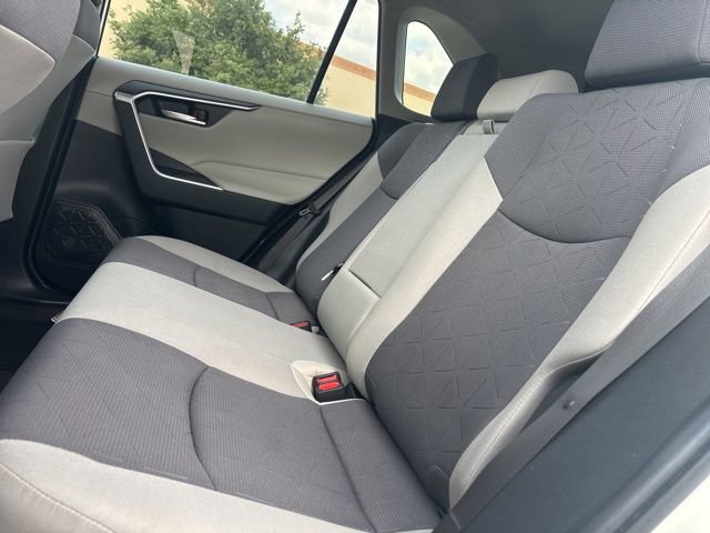 Used 2019 Toyota RAV4 XLE image 8