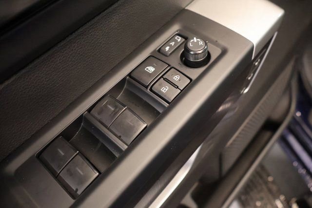 New 2025 Toyota Tundra Platinum image 9