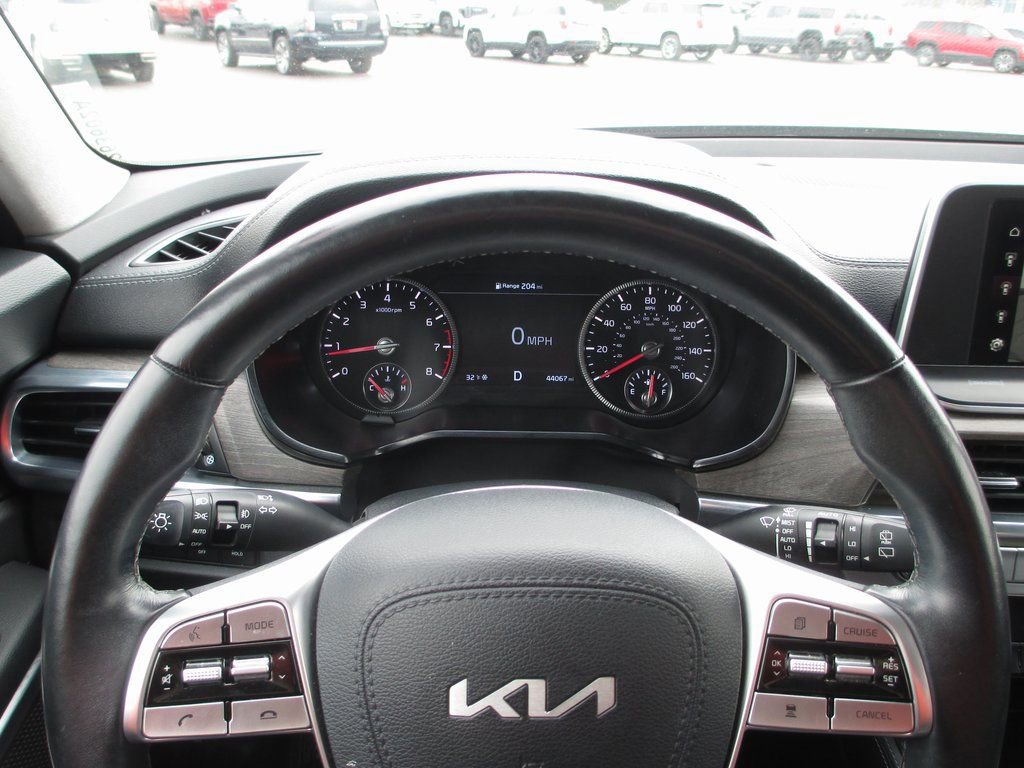 Used 2022 Kia Telluride SX w/ SX Prestige Package image 29