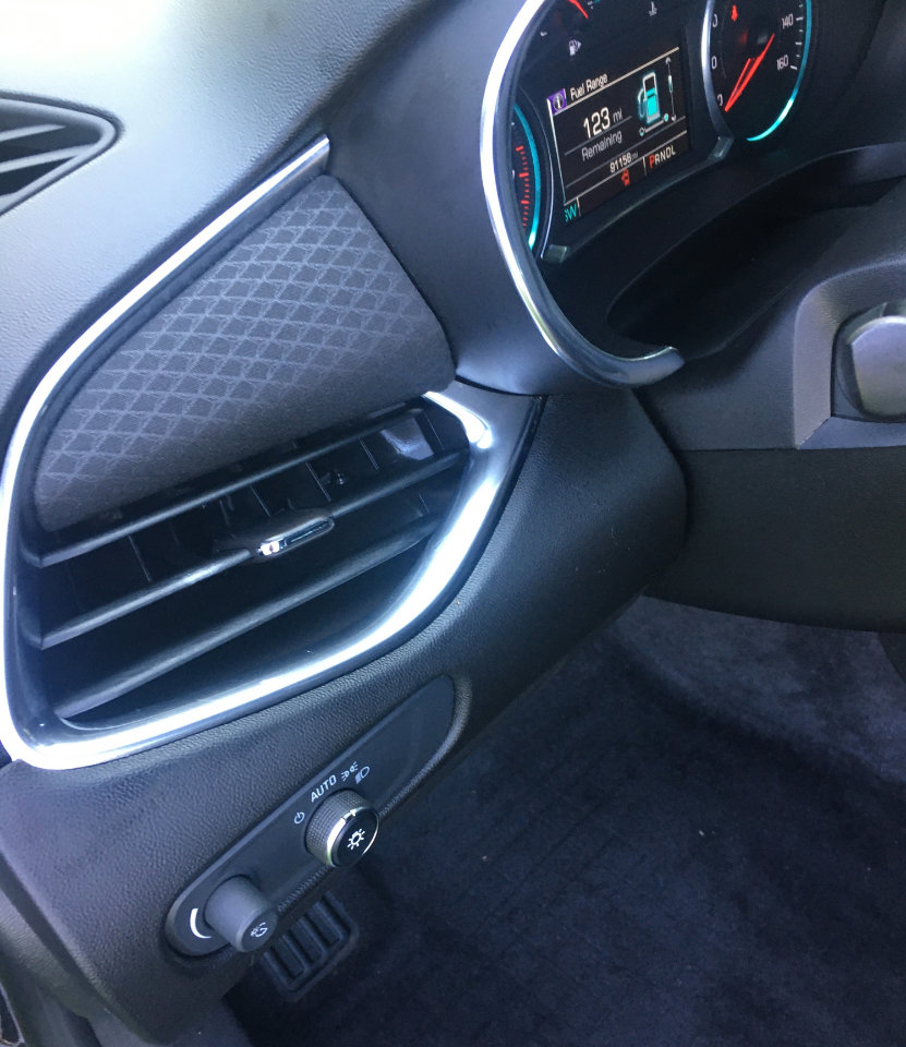 Used 2018 Chevrolet Malibu LT image 20