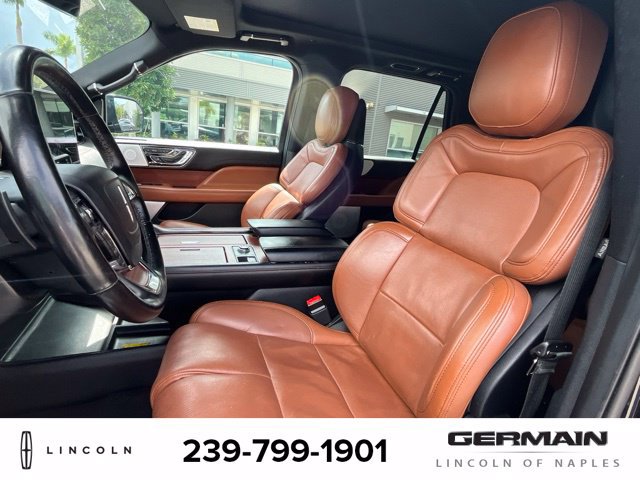 Used 2020 Lincoln Navigator Reserve w/ Luxury Package AWD/4WD image 13