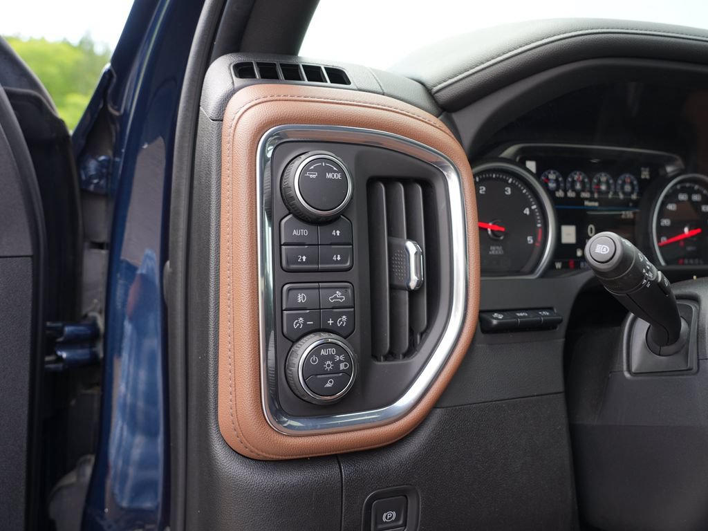 Used 2023 Chevrolet Silverado 3500 High Country w/ Z71 Off-Road Package AWD/4WD image 18