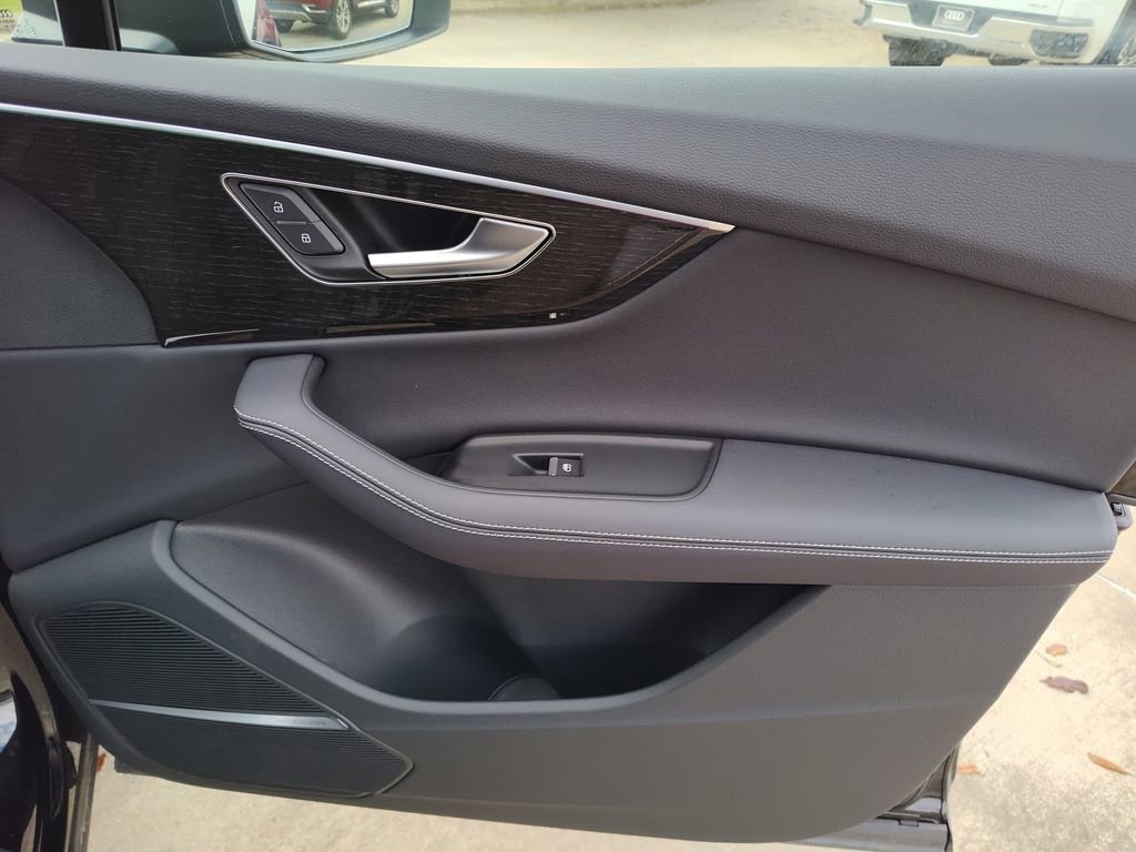 Certified 2025 Audi Q7 3.0T Premium Plus w/ Premium Plus Package image 35