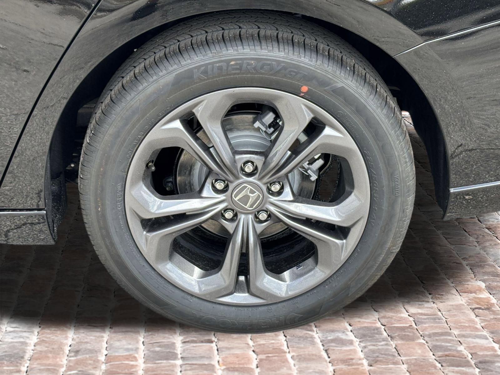 New 2026 Honda Accord EX-L image 37