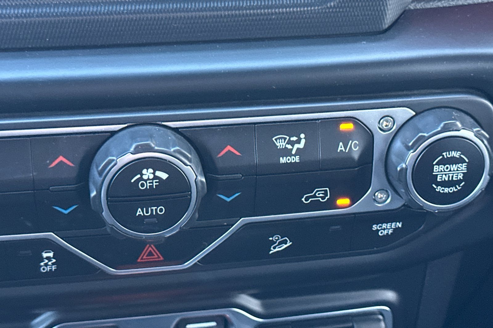 Used 2021 Jeep Wrangler Unlimited Rubicon image 31