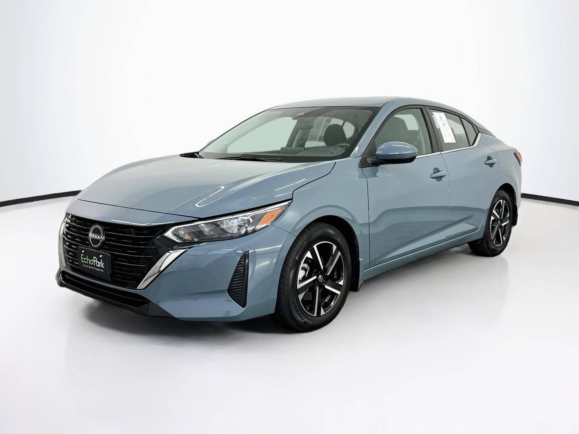 Used 2024 Nissan Sentra SV FWD image 3