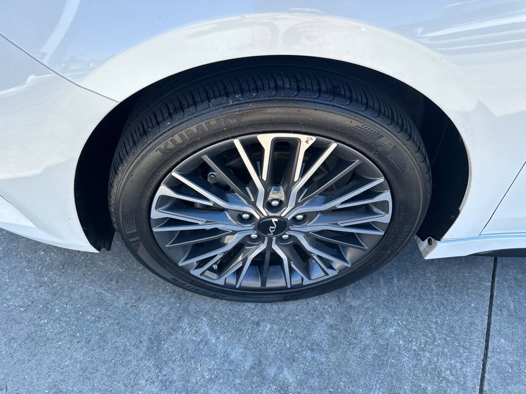 Used 2023 Kia Forte GT-Line w/ GT-Line Premium Package FWD image 37
