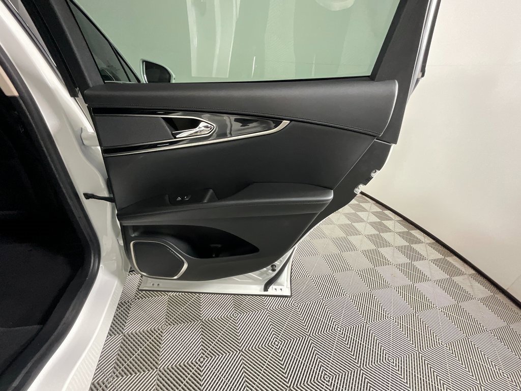 Used 2023 Lincoln Nautilus AWD image 21