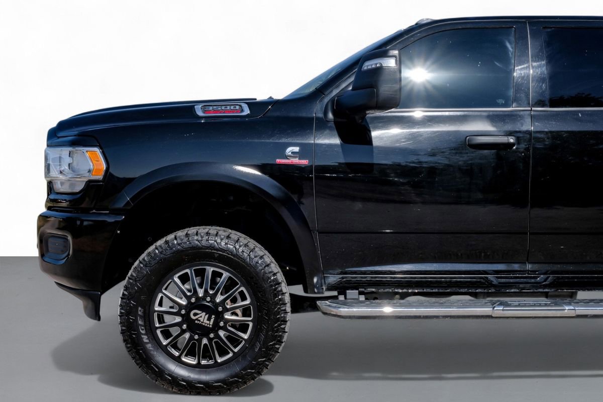 Used 2024 RAM 3500 Tradesman w/ Towing Technology Group image 10