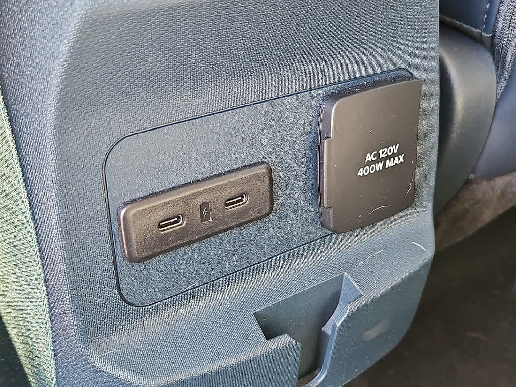 Used 2025 Ford Maverick Lariat w/ 4K Tow Package AWD/4WD image 27
