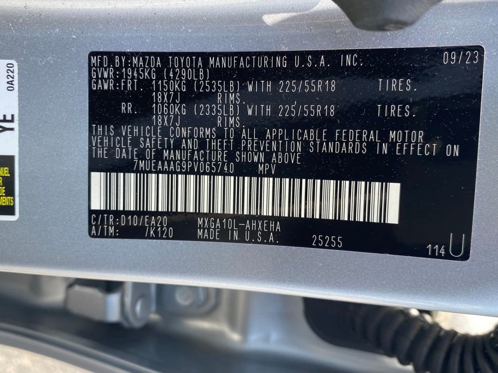 Used 2023 Toyota Corolla Cross XLE FWD image 22