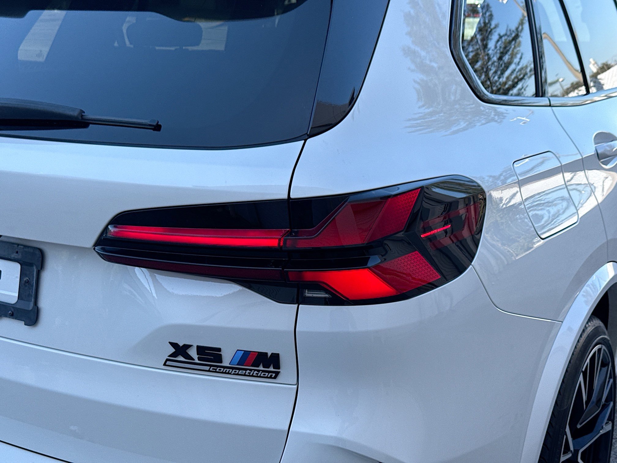 Used 2024 BMW X5 M Competition w/ Executive Package image 28