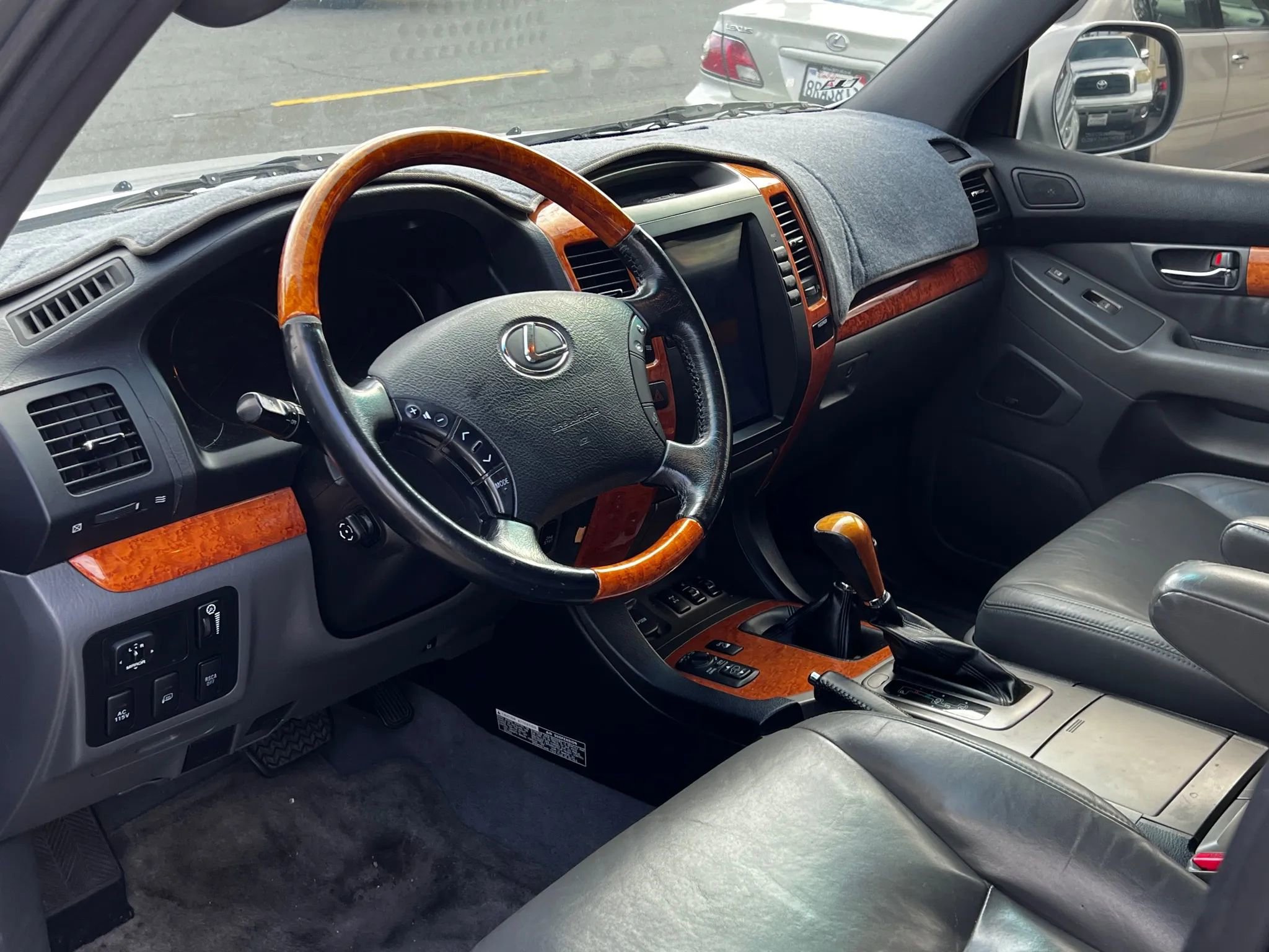 Used 2006 Lexus GX 470 image 18