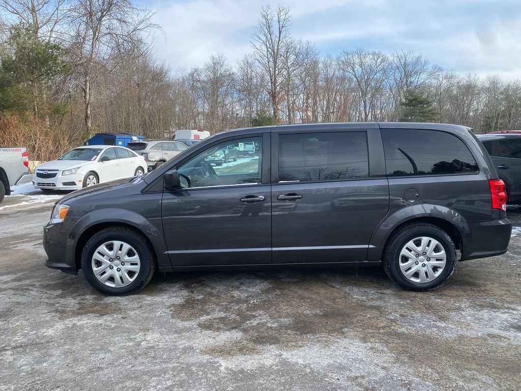 Used 2018 Dodge Grand Caravan SE w/ UConnect Hands-Free Group FWD image 9