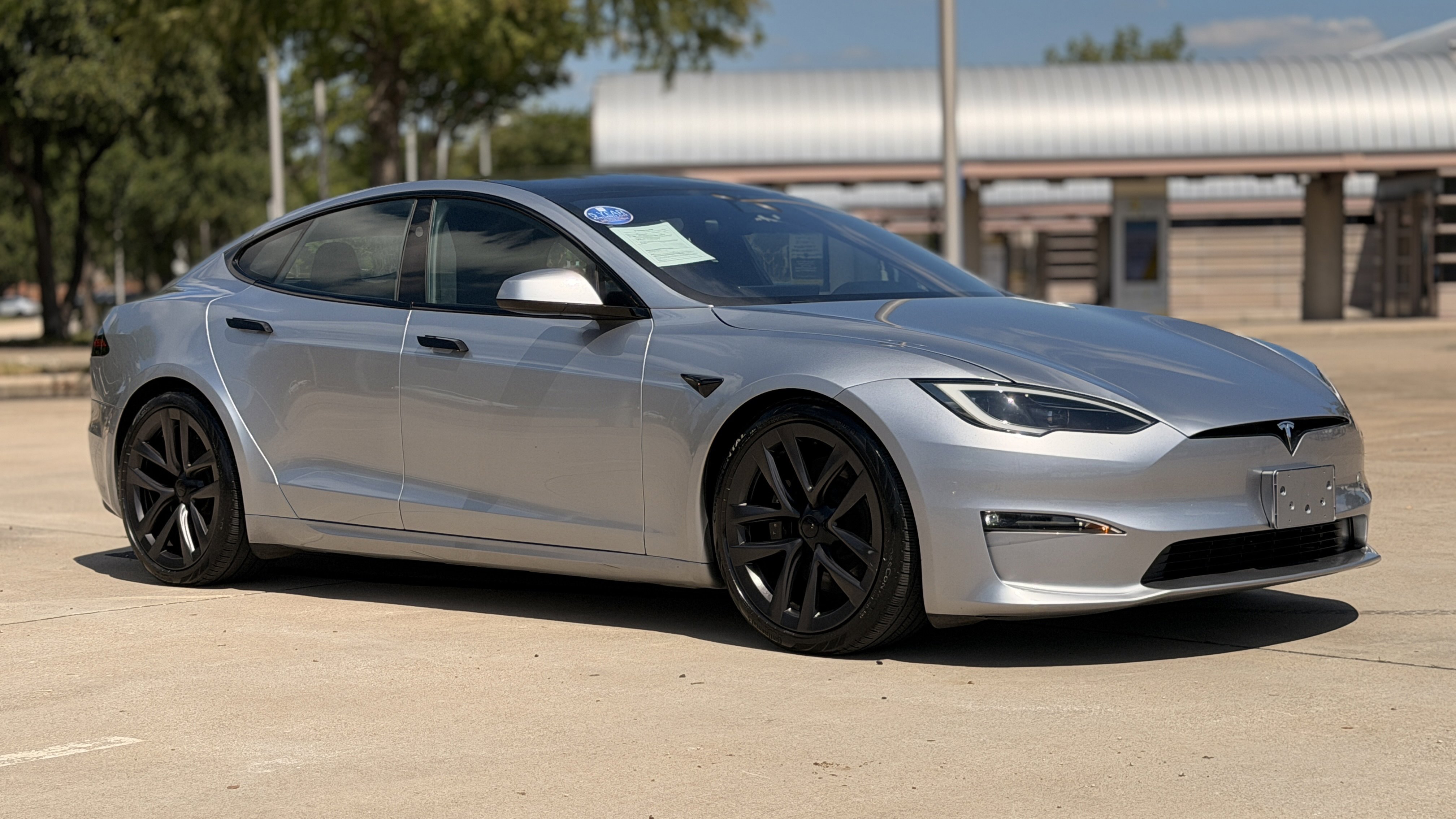 Used 2024 Tesla Model S AWD/4WD image 1