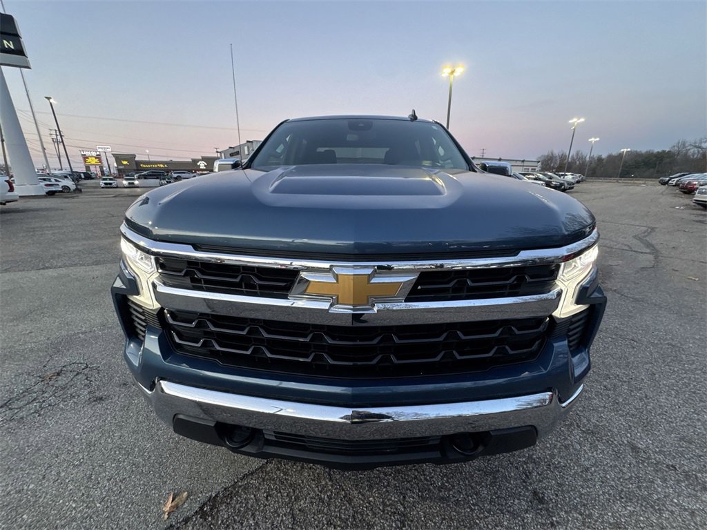 Used 2024 Chevrolet Silverado 1500 LT image 26