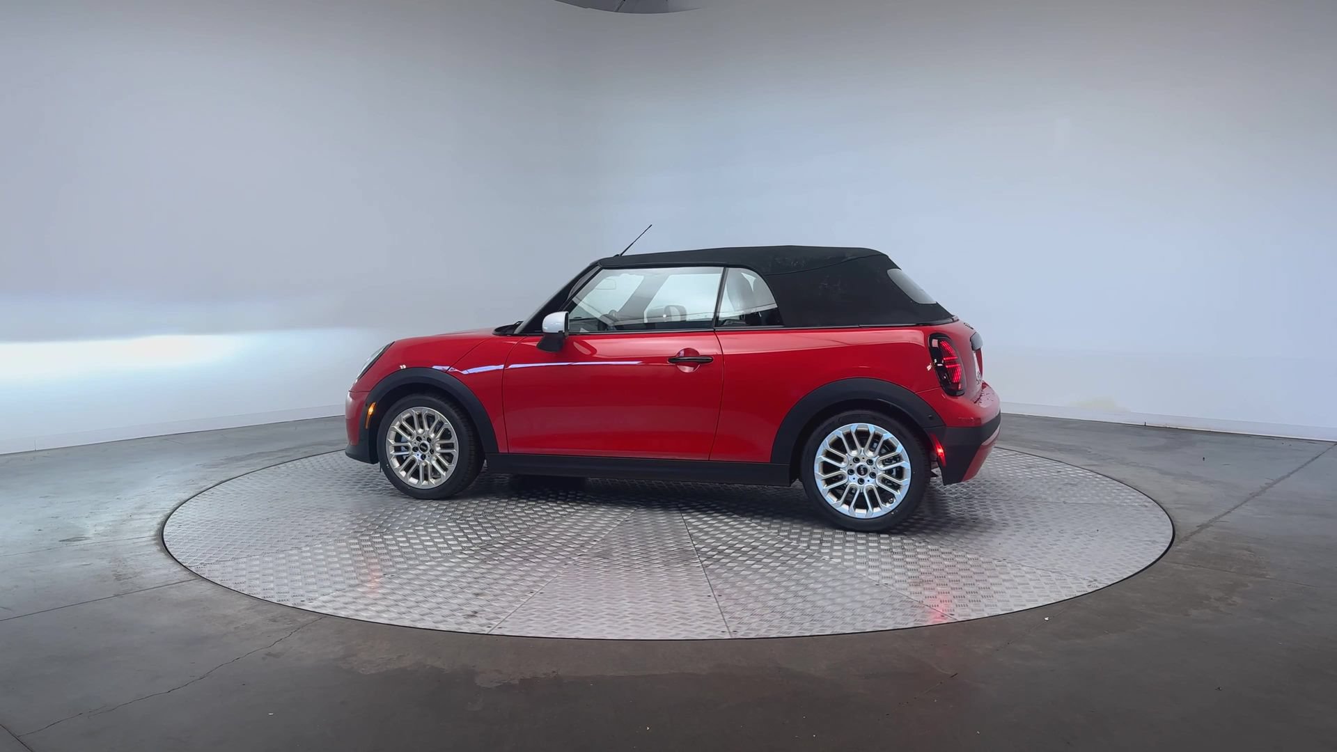 Used 2026 MINI Cooper S FWD image 5