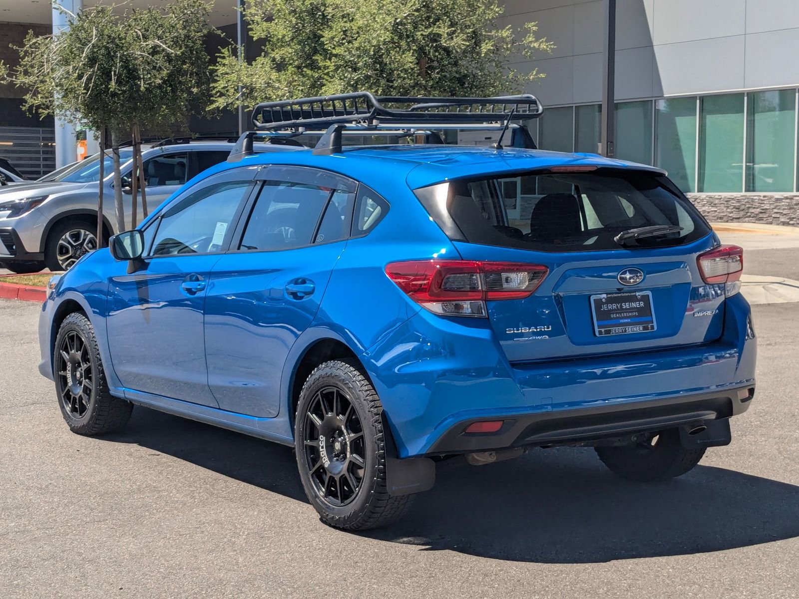 Used 2020 Subaru Impreza 2.0i image 3