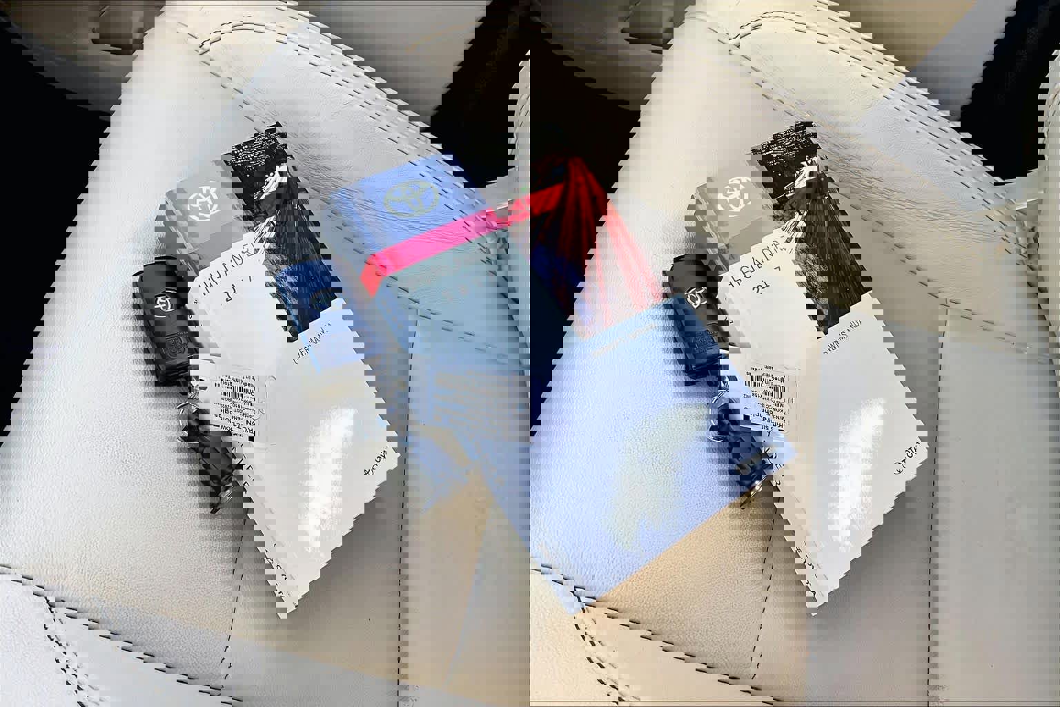 Used 2017 Toyota Highlander XLE image 14