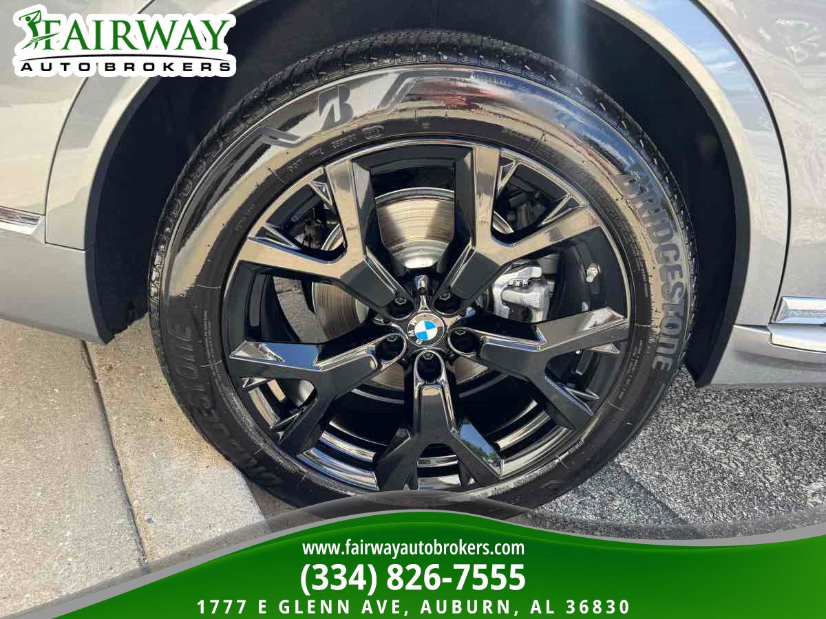 Used 2026 BMW X7 xDrive40i AWD/4WD image 38