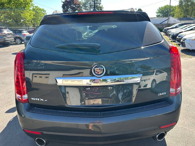 Used 2016 Cadillac SRX Luxury w/ Driver Awareness Package AWD/4WD image 3