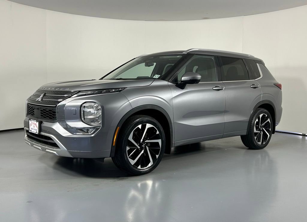 Used 2022 Mitsubishi Outlander SEL AWD/4WD image 3