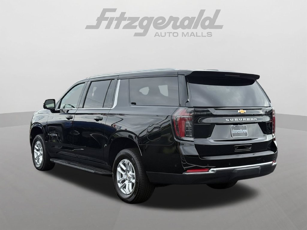 New 2026 Chevrolet Suburban Premier AWD/4WD image 3