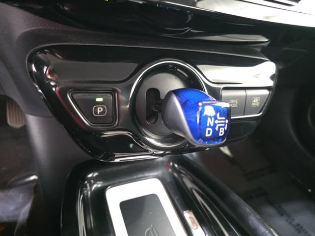 Used 2016 Toyota Prius Three Touring FWD image 24