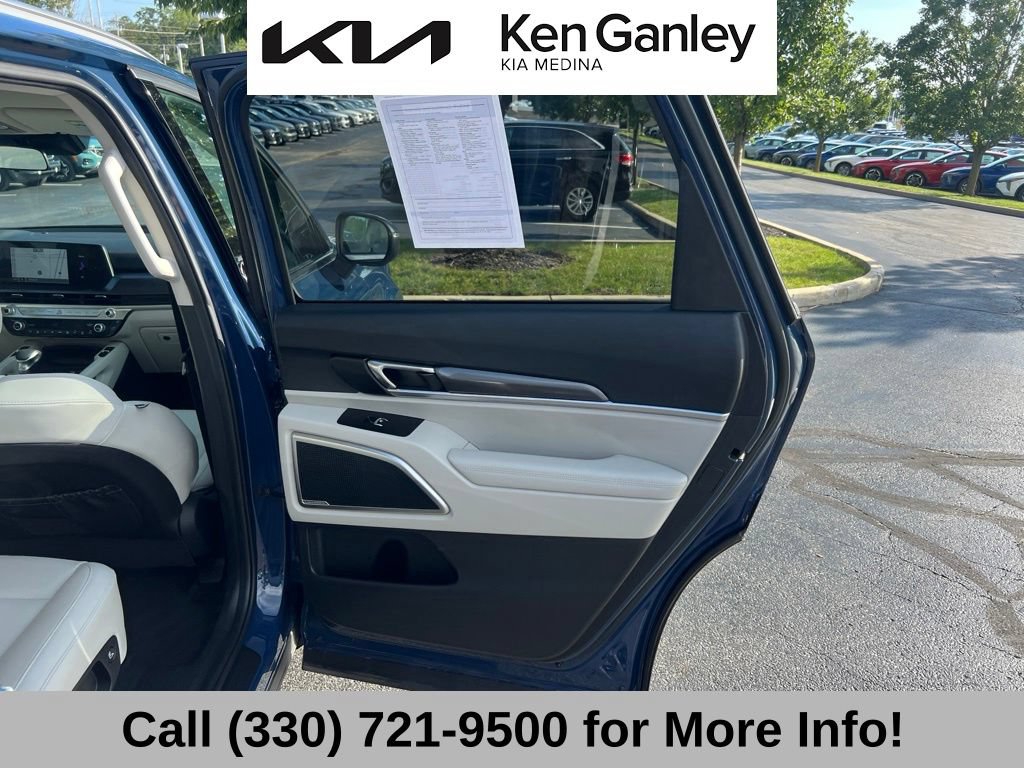 Certified 2024 Kia Telluride S w/ S Sunroof Package AWD/4WD image 54