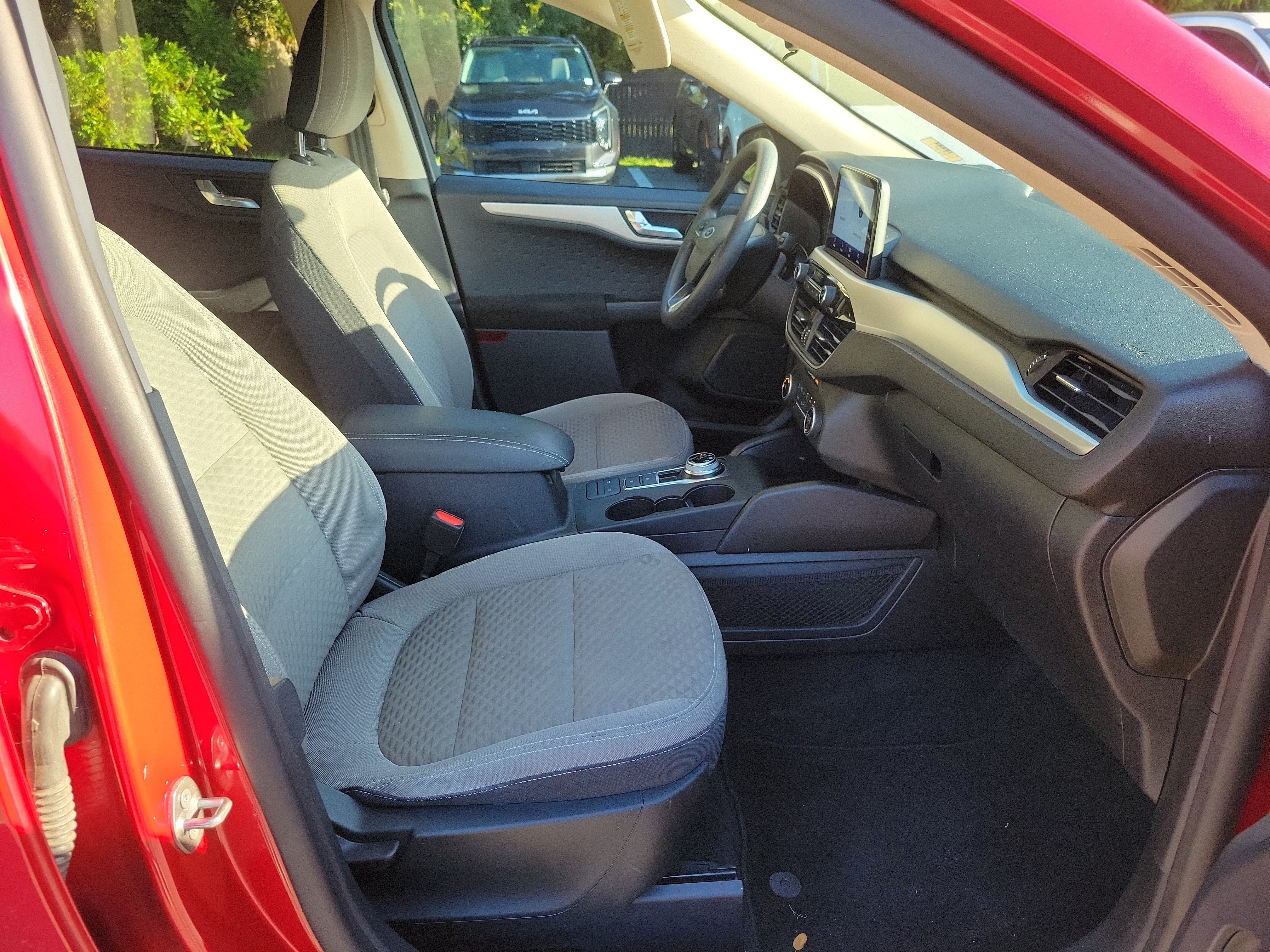 Used 2020 Ford Escape SE AWD/4WD image 7