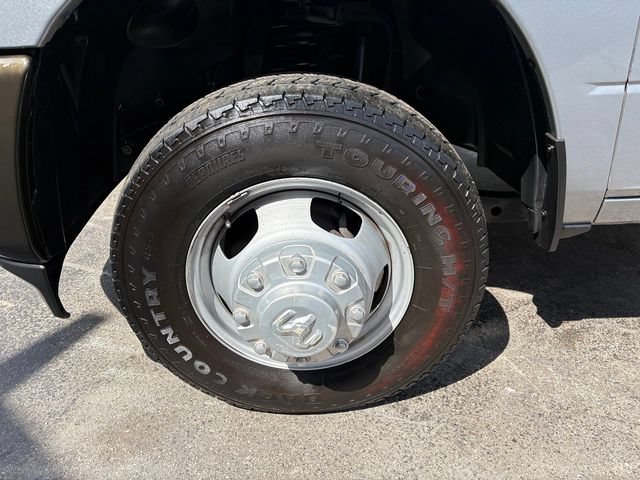 Used 2021 RAM 3500 Tradesman RWD image 3