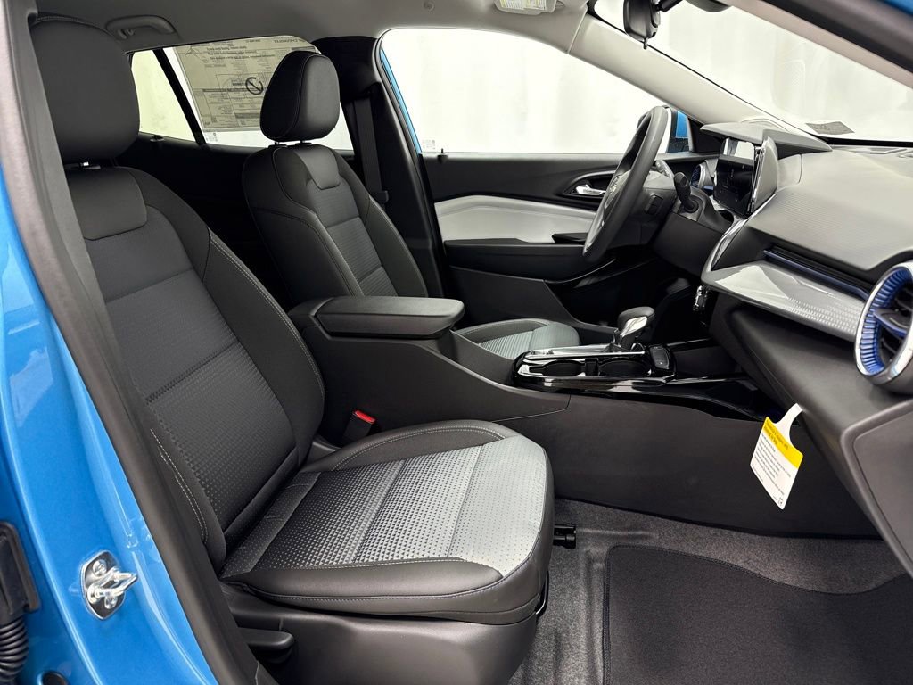 New 2026 Chevrolet Trax LT image 9