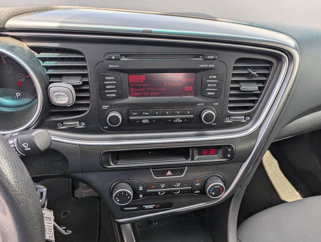 Used 2015 Kia Optima LX FWD image 16
