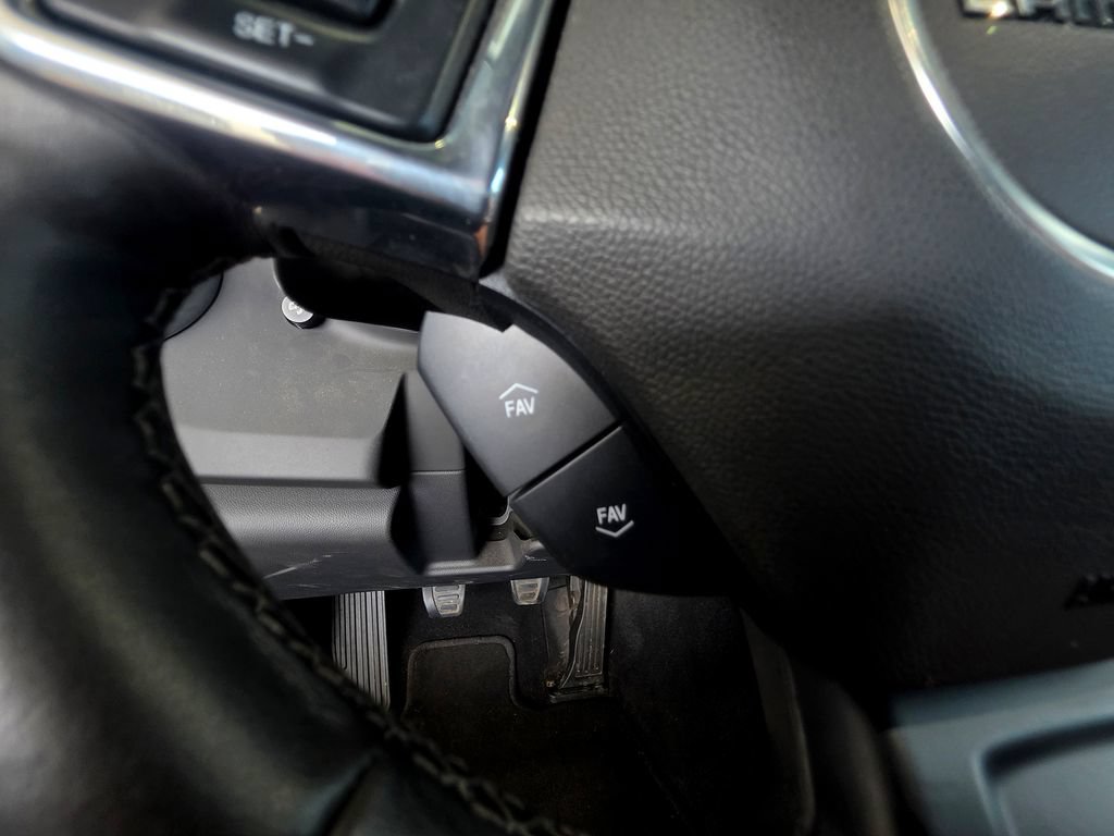 Used 2023 Chevrolet Camaro LT RWD image 22