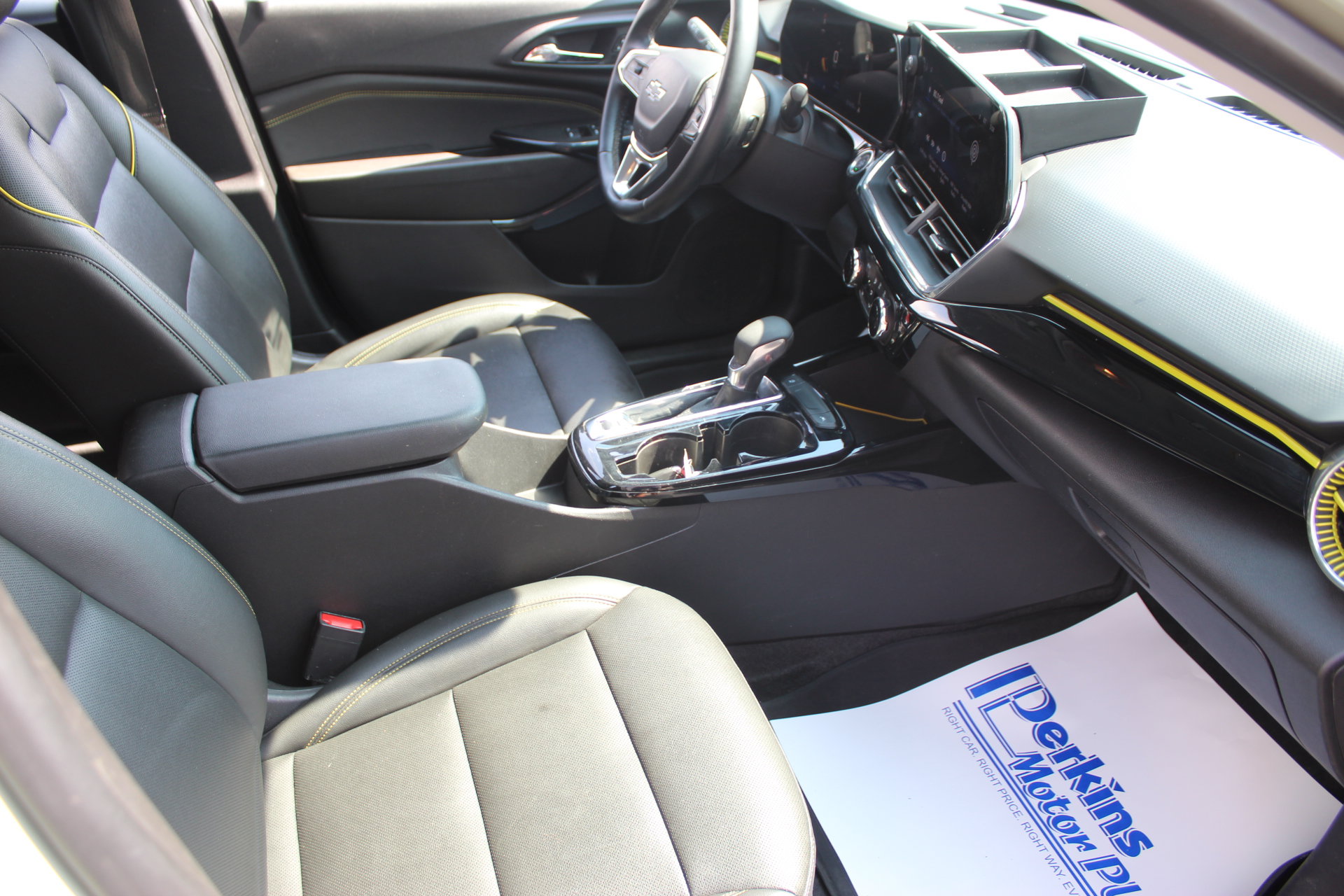 Used 2025 Chevrolet Trax ACTIV w/ Driver Confidence Package FWD image 32