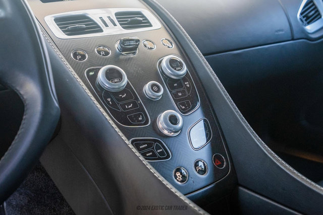 Used 2014 Aston Martin Vanquish Coupe RWD image 24