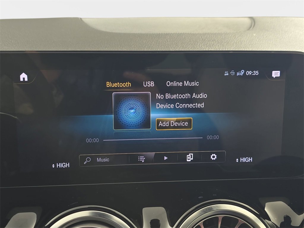 Used 2023 Mercedes-Benz GLA 45 AMG 4MATIC image 24