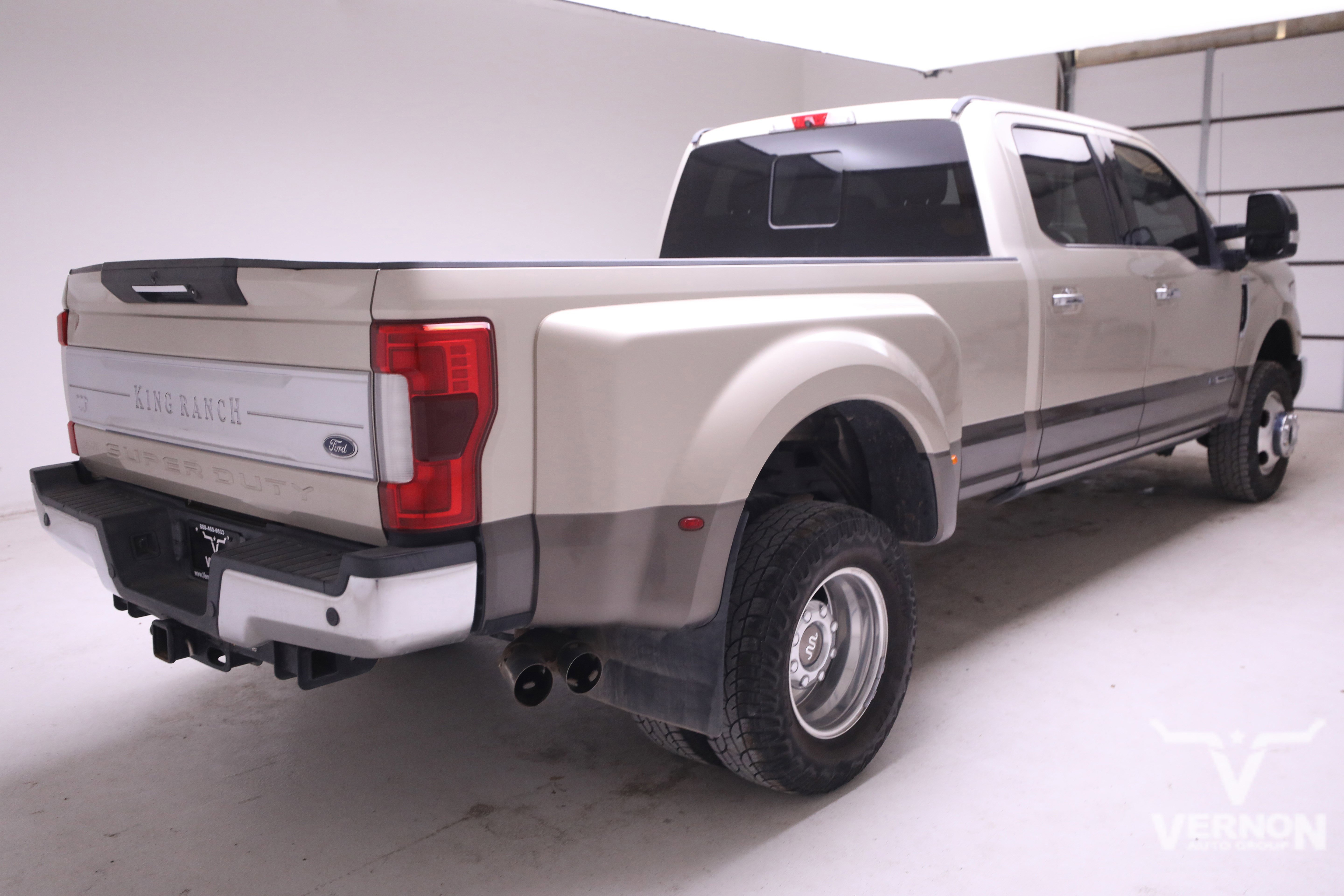 Used 2018 Ford F350 King Ranch w/ King Ranch Ultimate Package image 5