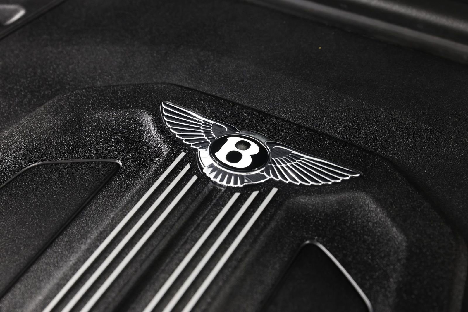 Used 2023 Bentley Bentayga Extended Wheelbase image 37