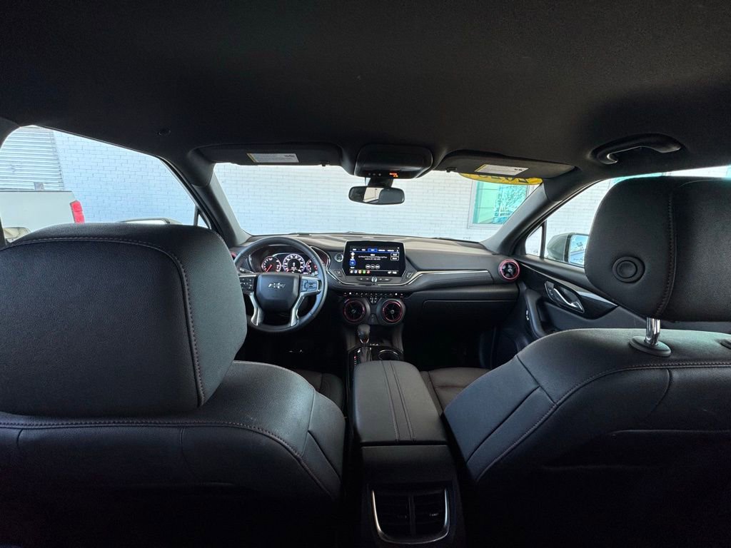 Used 2025 Chevrolet Blazer RS image 27