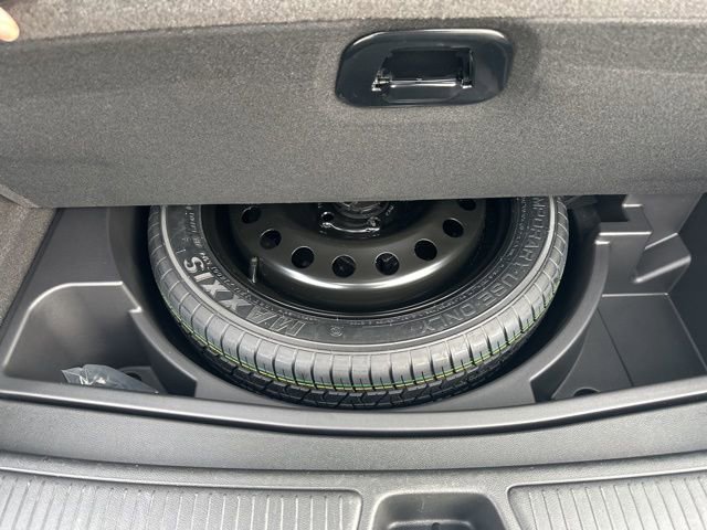 Used 2025 Buick Envision Preferred image 47