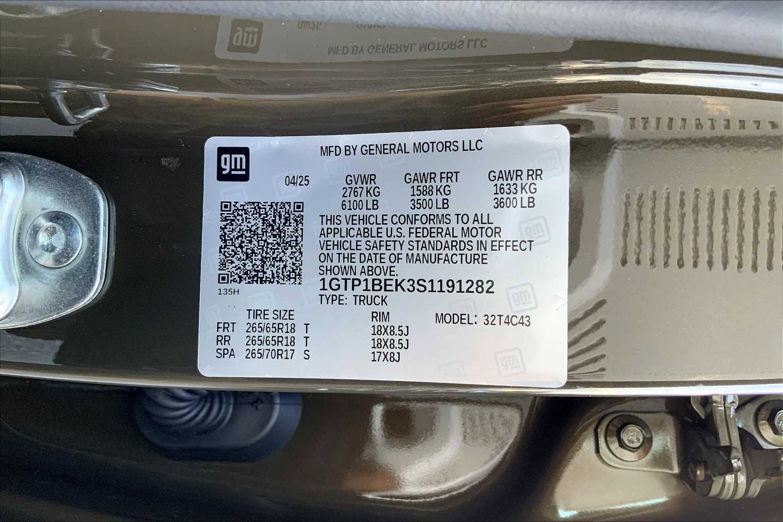 New 2025 GMC Canyon Elevation w/ Convenience Package image 16