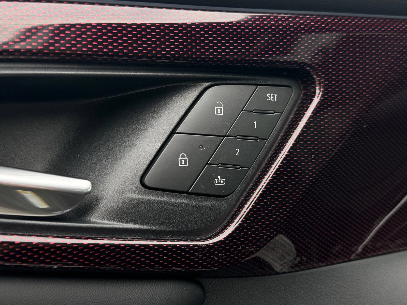 New 2027 Chevrolet Traverse RS AWD/4WD image 14