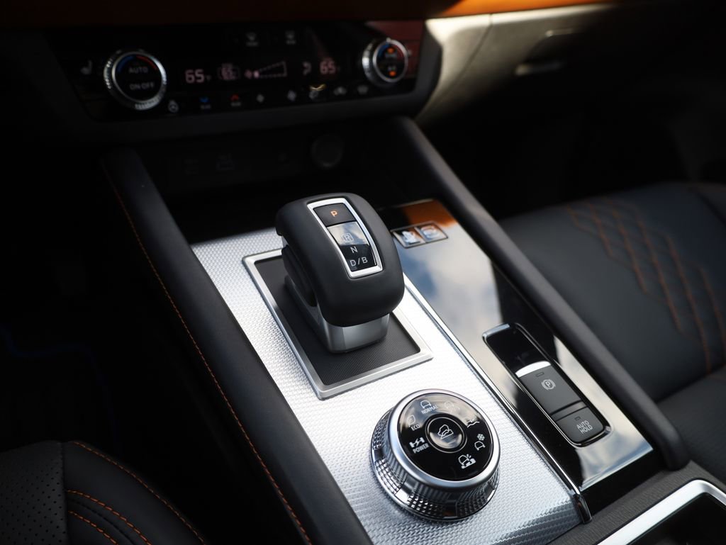 New 2025 Mitsubishi Outlander SEL image 44