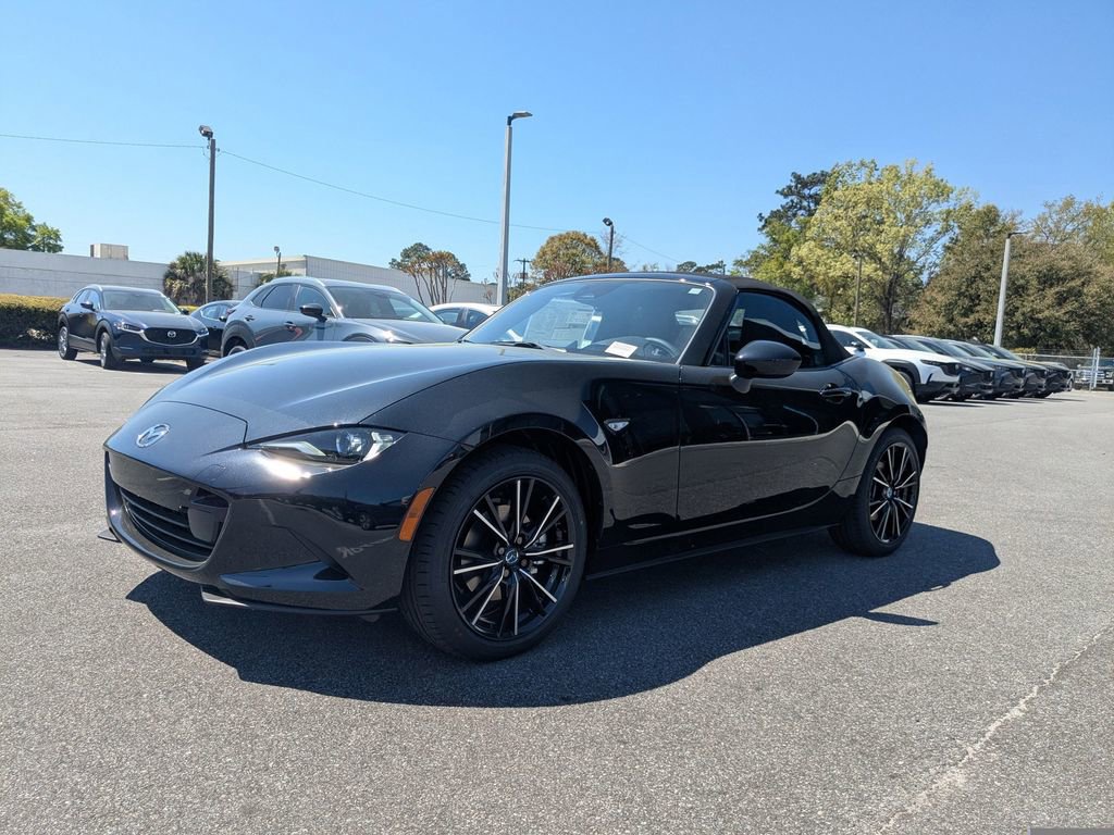 New 2026 MAZDA MX-5 Miata Grand Touring image 9