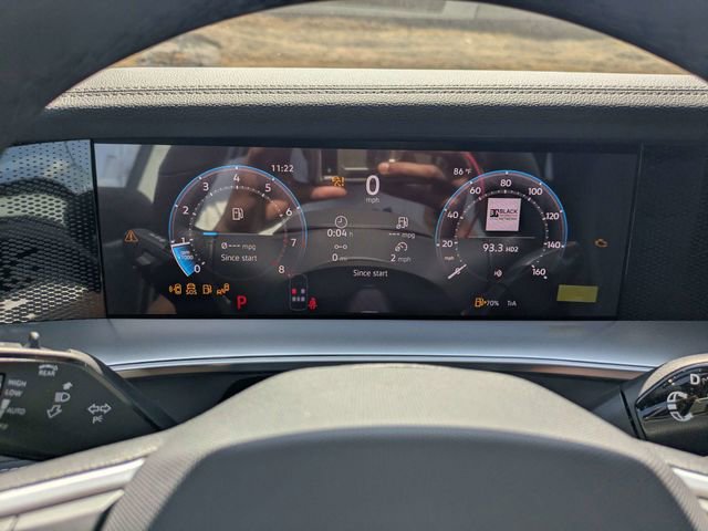 New 2026 Volkswagen Tiguan SE R-Line FWD image 26