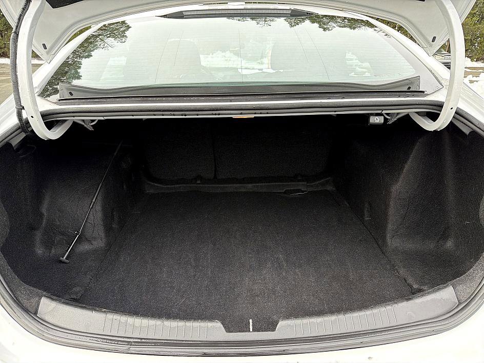 Used 2023 Chevrolet Malibu LT image 21