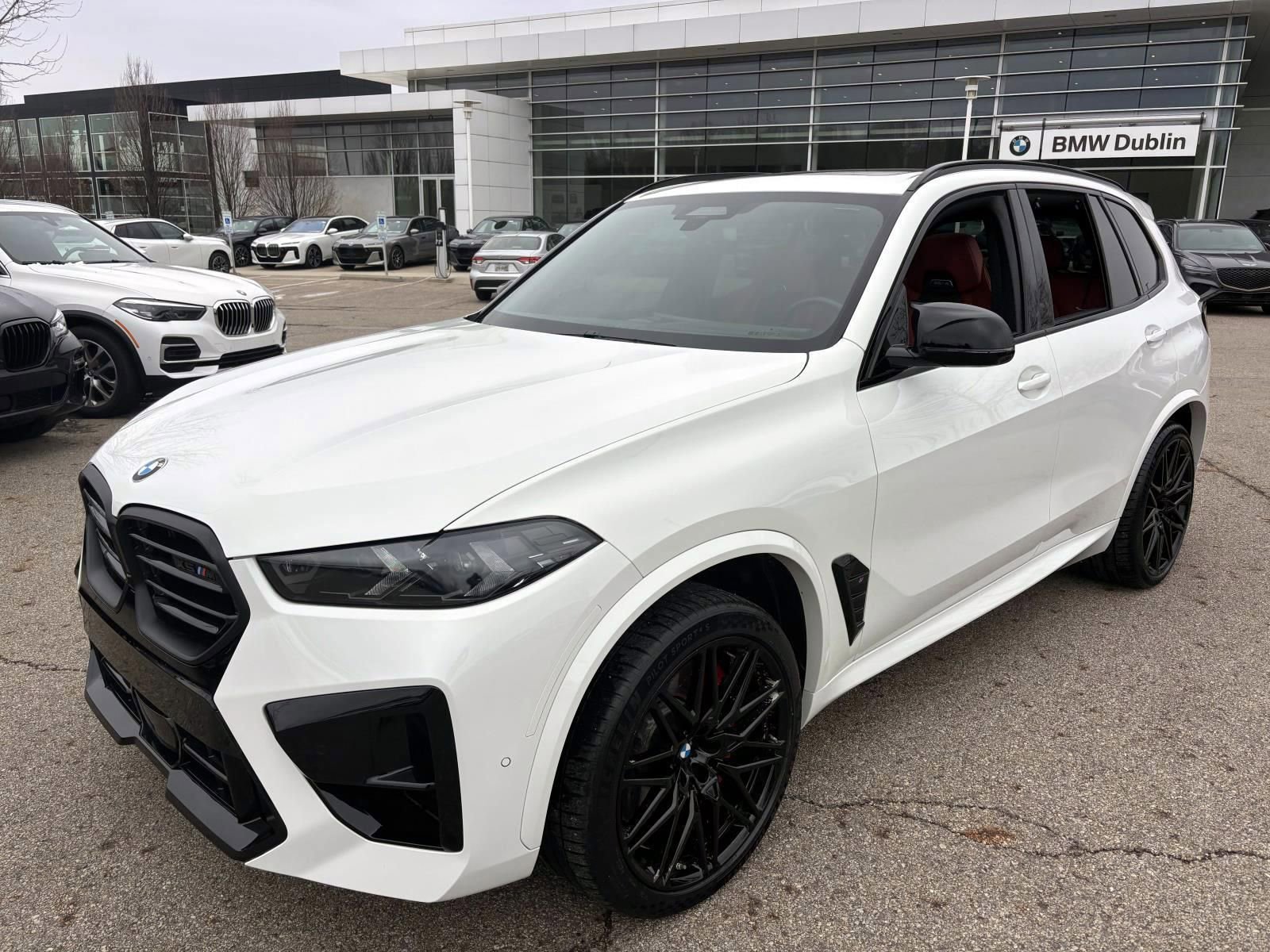Used 2025 BMW X5 M Competition w/ Executive Package image 1