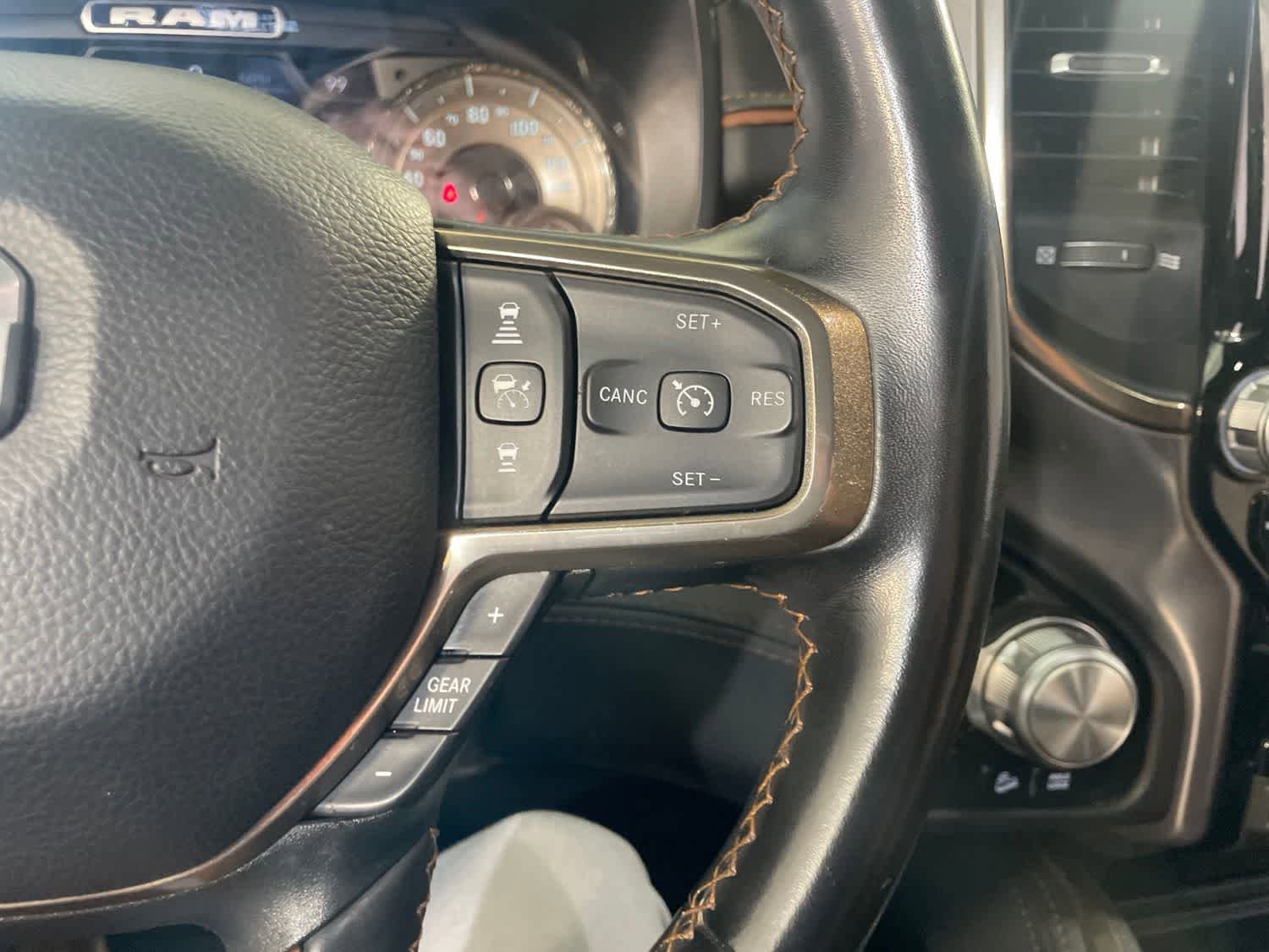 Used 2022 RAM 1500 Limited AWD/4WD image 28