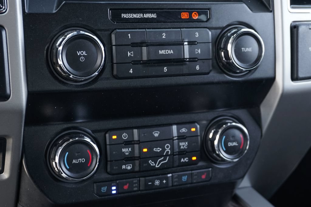 Used 2019 Ford F250 Lariat w/ Lariat Ultimate Package AWD/4WD image 30